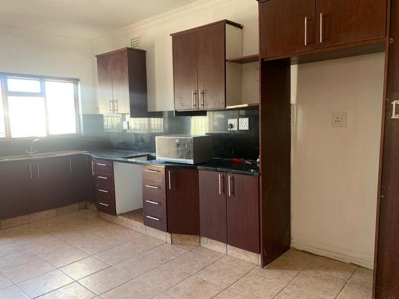 7 Bedroom Property for Sale in Belgravia Western Cape